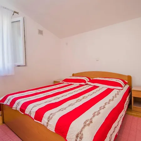 Gianni Only 70m From The Sea, Island Pag Apartmán