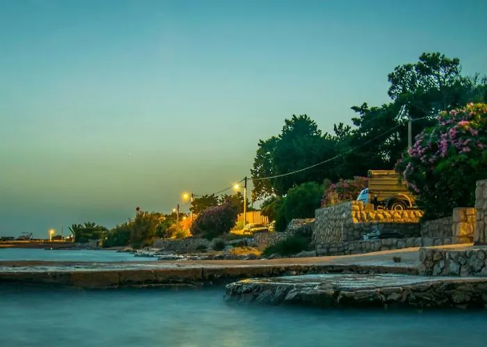 Gianni Only 70m From The Sea, Island Pag 公寓