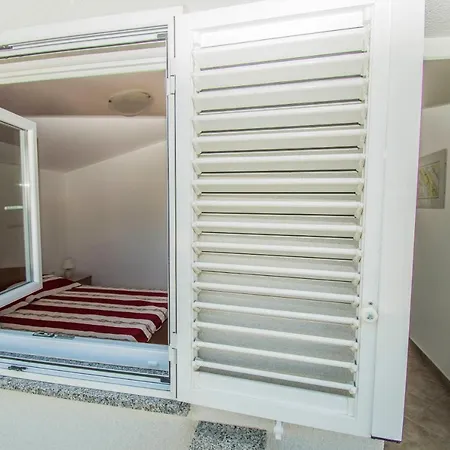 Διαμέρισμα Gianni Only 70m From The Sea, Island Pag *