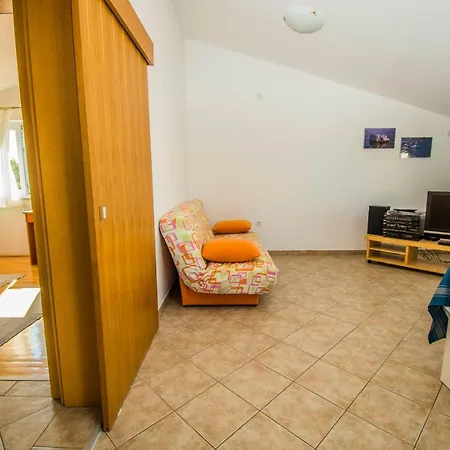 Gianni Only 70m From The Sea, Island Pag