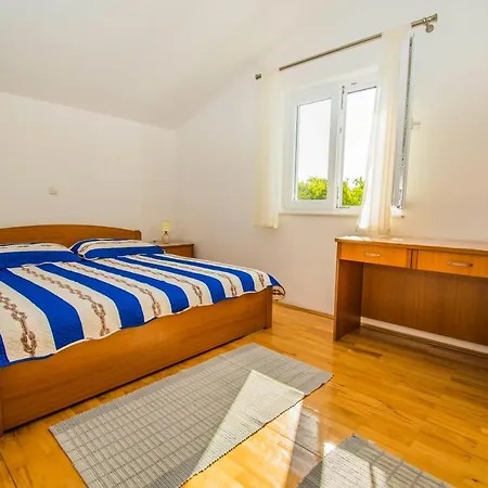 Διαμέρισμα Gianni Only 70m From The Sea, Island Pag Košljun
